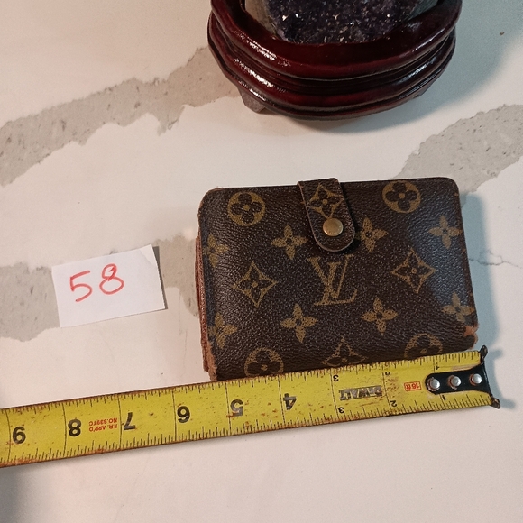 Authentic LOUIS VUITTON Vintage French Kisslock Wallet | Monogram - Picture 13 of 13